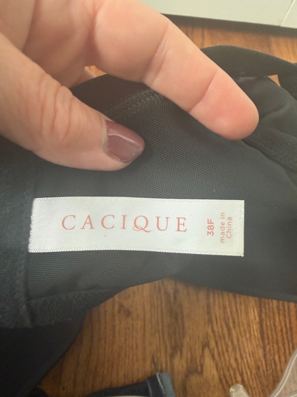 Cacique Lightly Lined T-shirt No Wire Bra Women’s Size 38F - Picture 3 of 4